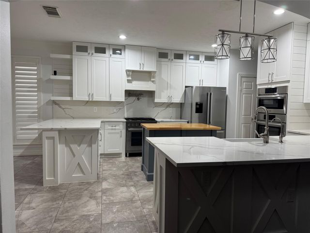 14410 Brentshire Lane, Houston, TX 77069