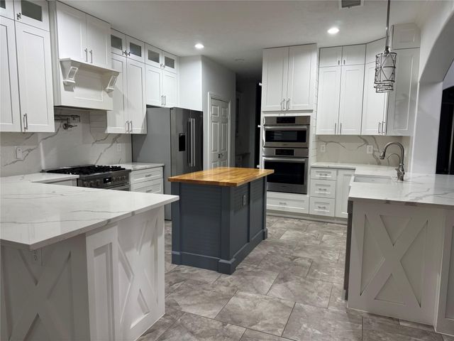 14410 Brentshire Lane, Houston, TX 77069