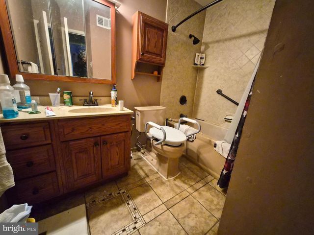 157 EDGE LN, Willingboro, NJ 08046