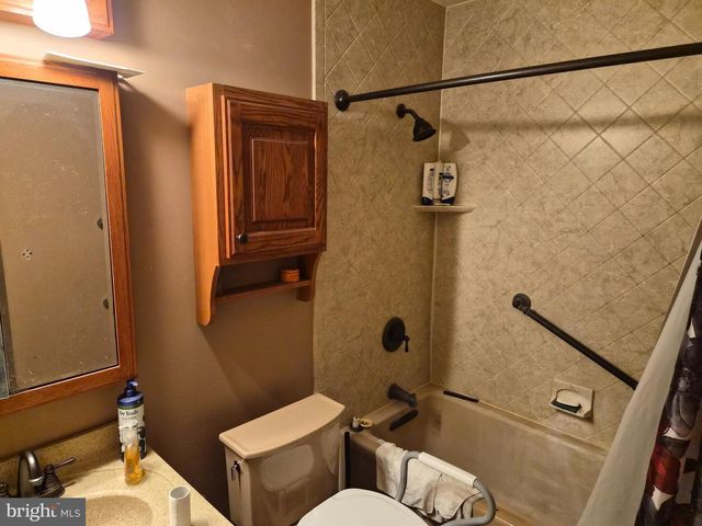 157 EDGE LN, Willingboro, NJ 08046