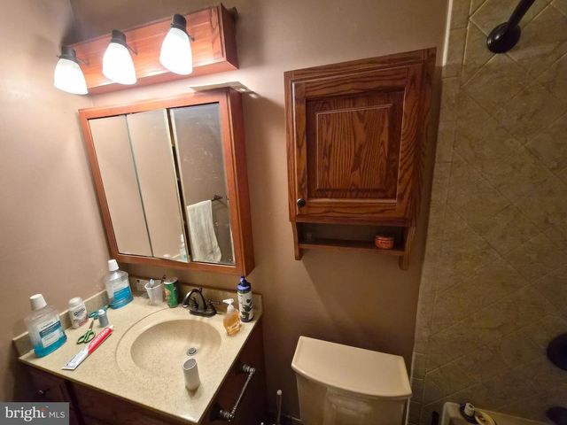157 EDGE LN, Willingboro, NJ 08046