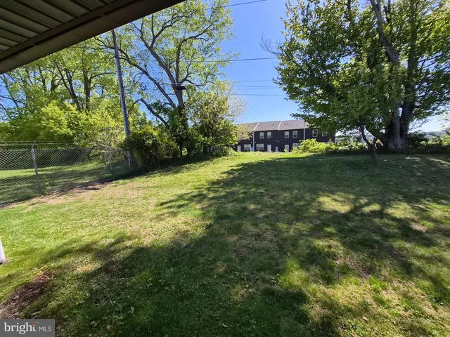 157 EDGE LN, Willingboro, NJ 08046