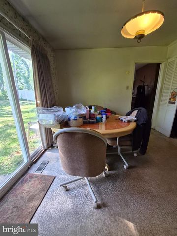 157 EDGE LN, Willingboro, NJ 08046