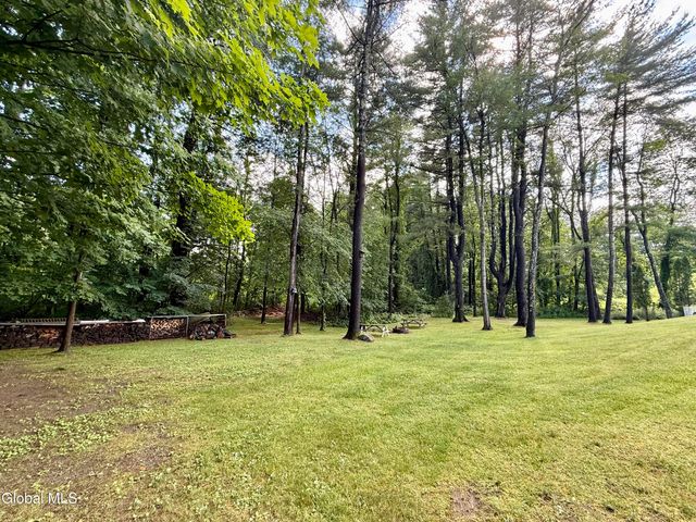 9 Cherry Tree Lane, Kingsbury, NY 12839