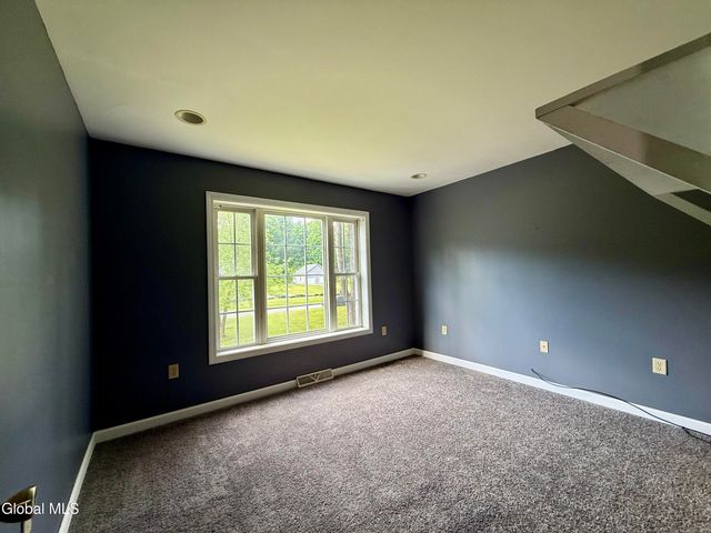 9 Cherry Tree Lane, Kingsbury, NY 12839