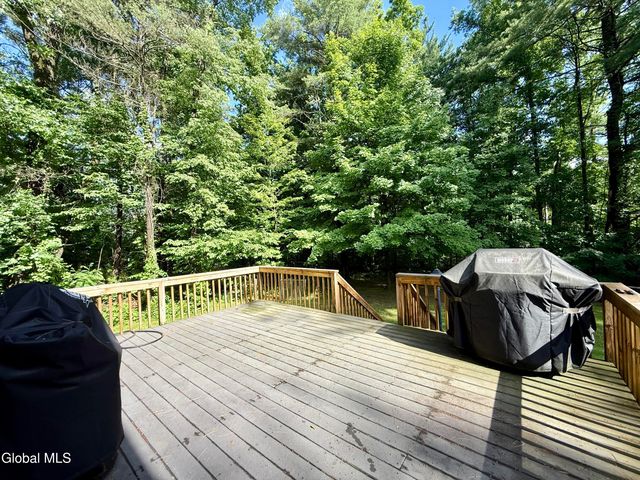 9 Cherry Tree Lane, Kingsbury, NY 12839