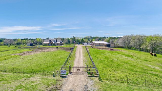 710 Us-82, Bells, TX 75414