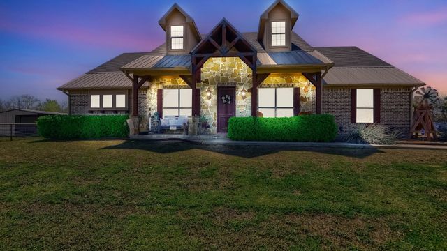 710 Us-82, Bells, TX 75414