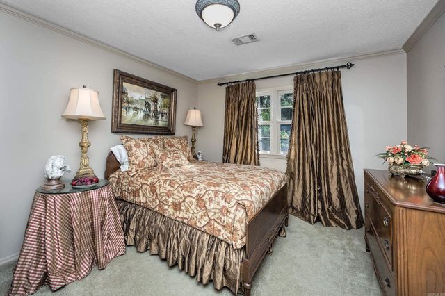 277 Pleasant Valley Drive, Little Rock, AR 72212