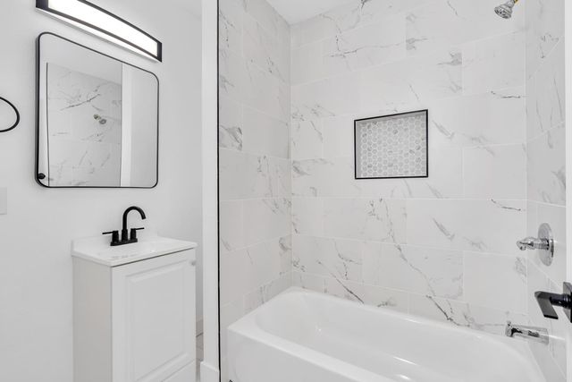 4323 E Iowa, Fresno, CA 93702