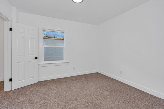 4323 E Iowa, Fresno, CA 93702