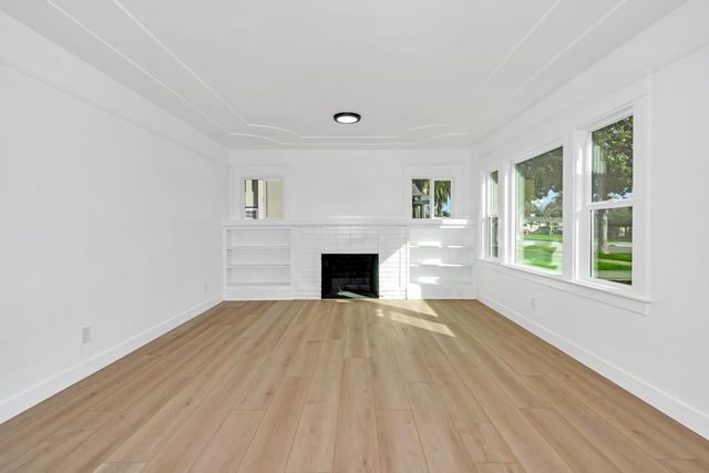 4323 E Iowa, Fresno, CA 93702