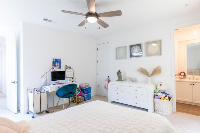 1104 Bloom Avenue, Clovis, CA 93619