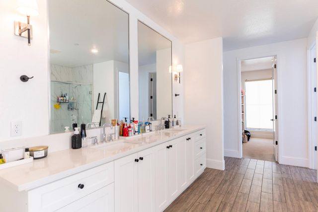 1104 Bloom Avenue, Clovis, CA 93619