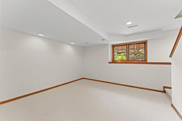 1038 N Thompson Drive, Madison, WI 53704
