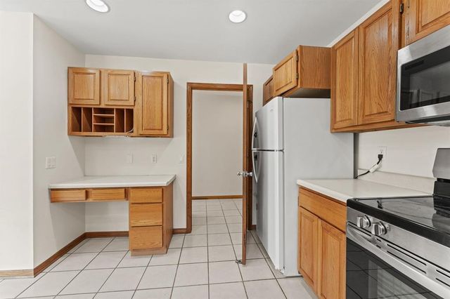 1038 N Thompson Drive, Madison, WI 53704