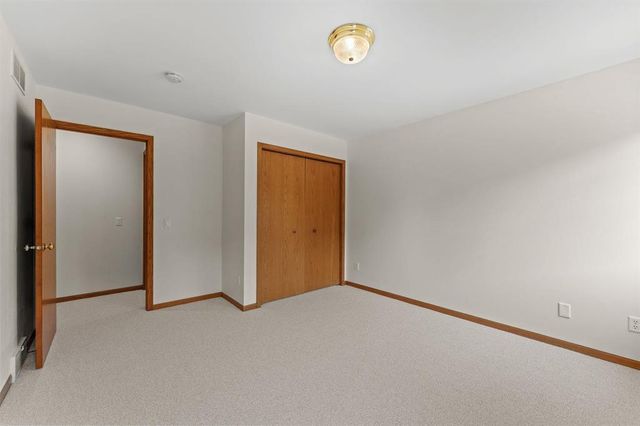 1038 N Thompson Drive, Madison, WI 53704