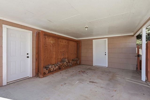 4903 N Elm St, Spokane, WA 99205