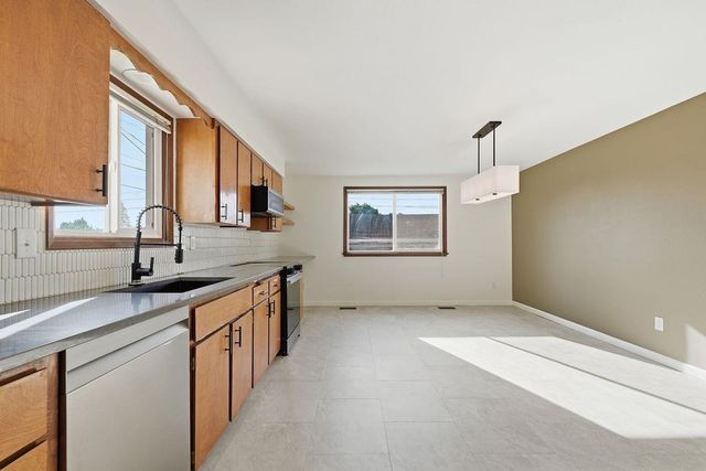 4903 N Elm St, Spokane, WA 99205