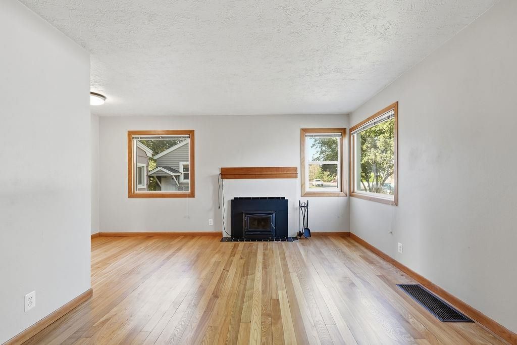 4903 N Elm St, Spokane, WA 99205 photo 4