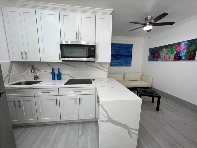 3710 Collins Ave N-103, Miami Beach, FL 33140