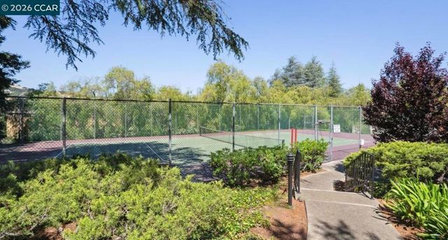 564 Pimlico Ct, Walnut Creek, CA 94597