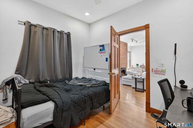 245 Edwards Street, New Haven, CT 06511