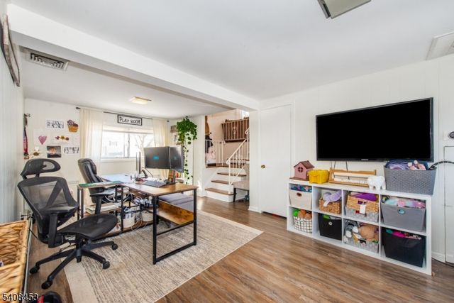 176 Harrison Rd, Parsippany-troy Hills Twp., NJ 07054