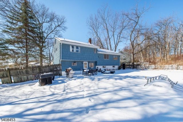 176 Harrison Rd, Parsippany-troy Hills Twp., NJ 07054