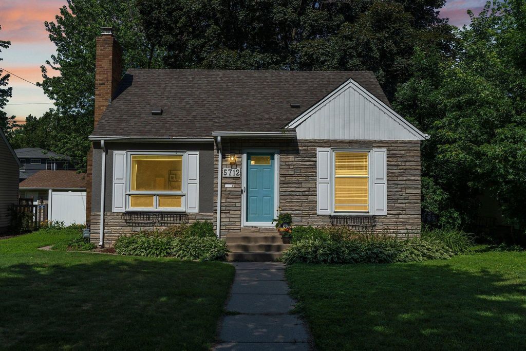 5712 Grand Avenue S, Minneapolis, MN 55419