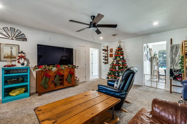 1406 Vine Street, Bridgeport, TX 76426