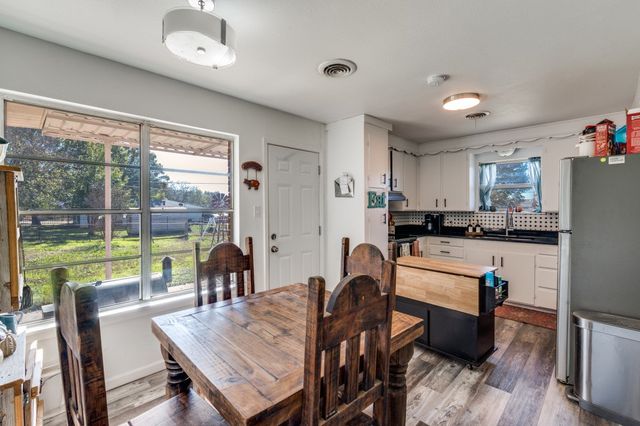 1406 Vine Street, Bridgeport, TX 76426