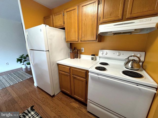 1502 THE WOODS, Cherry Hill, NJ 08003