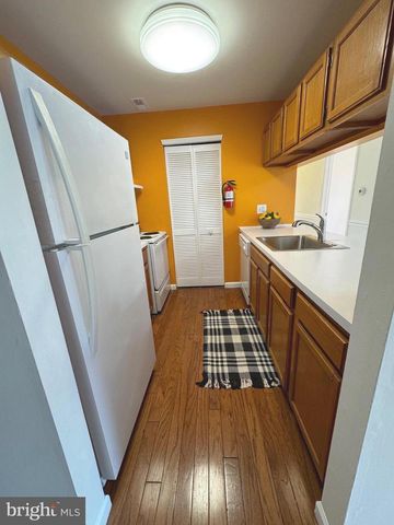 1502 THE WOODS, Cherry Hill, NJ 08003