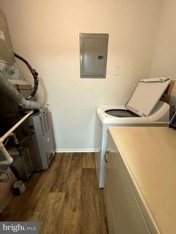 1502 THE WOODS, Cherry Hill, NJ 08003