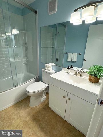 1502 THE WOODS, Cherry Hill, NJ 08003