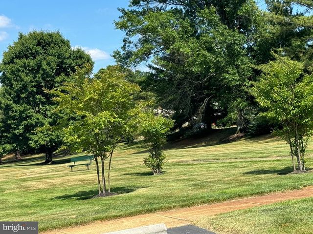 1502 THE WOODS, Cherry Hill, NJ 08003