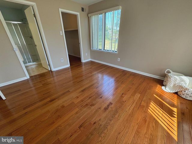 1502 THE WOODS, Cherry Hill, NJ 08003