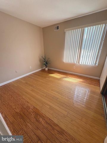 1502 THE WOODS, Cherry Hill, NJ 08003