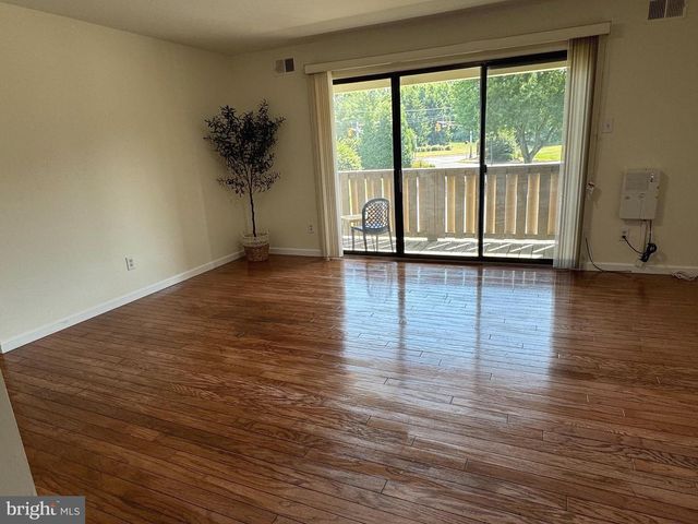 1502 THE WOODS, Cherry Hill, NJ 08003