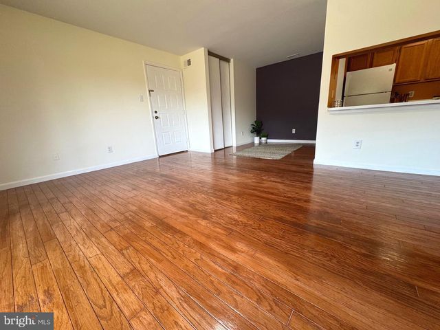 1502 THE WOODS, Cherry Hill, NJ 08003