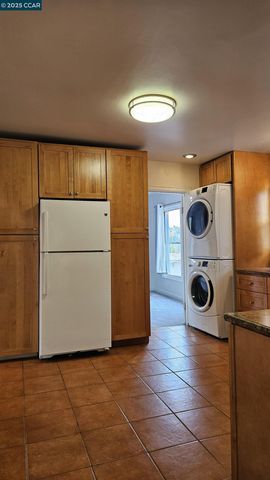 655 Garretson Ave, Rodeo, CA 94572