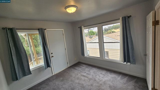 655 Garretson Ave, Rodeo, CA 94572