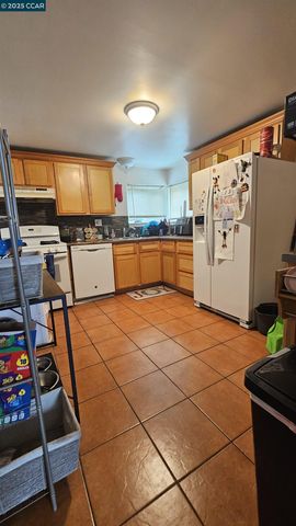 655 Garretson Ave, Rodeo, CA 94572
