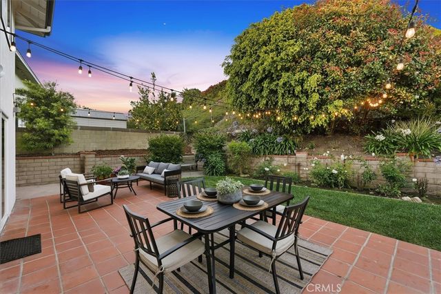 28312 Seamount Drive, Rancho Palos Verdes, CA 90275