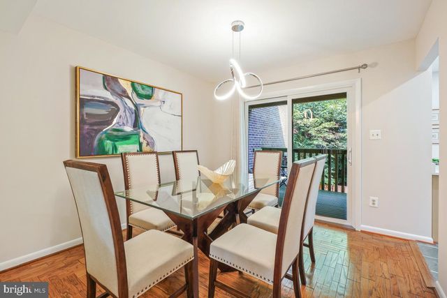 2130 GLENCOURSE LN, Reston, VA 20191