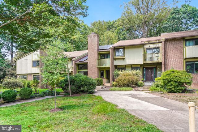2130 GLENCOURSE LN, Reston, VA 20191