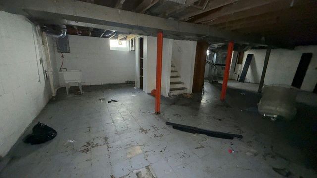15375 Asbury Park, Detroit, MI 48227