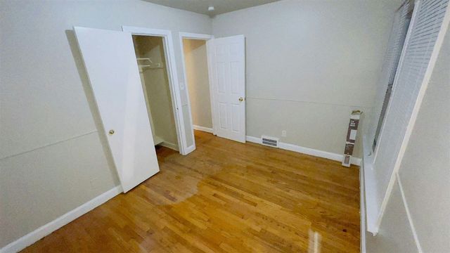 15375 Asbury Park, Detroit, MI 48227