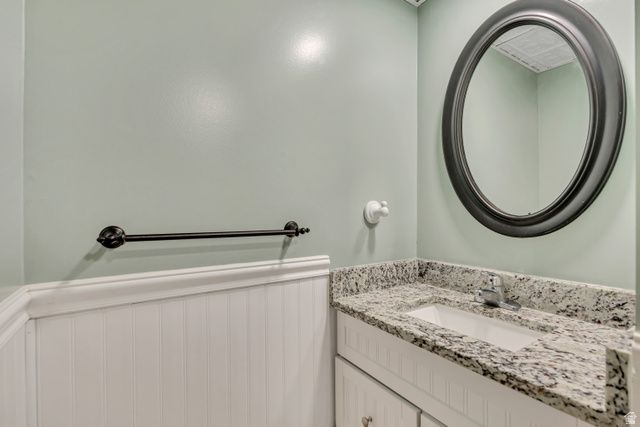 8234 S GRAMBLING WAY, Sandy, UT 84094